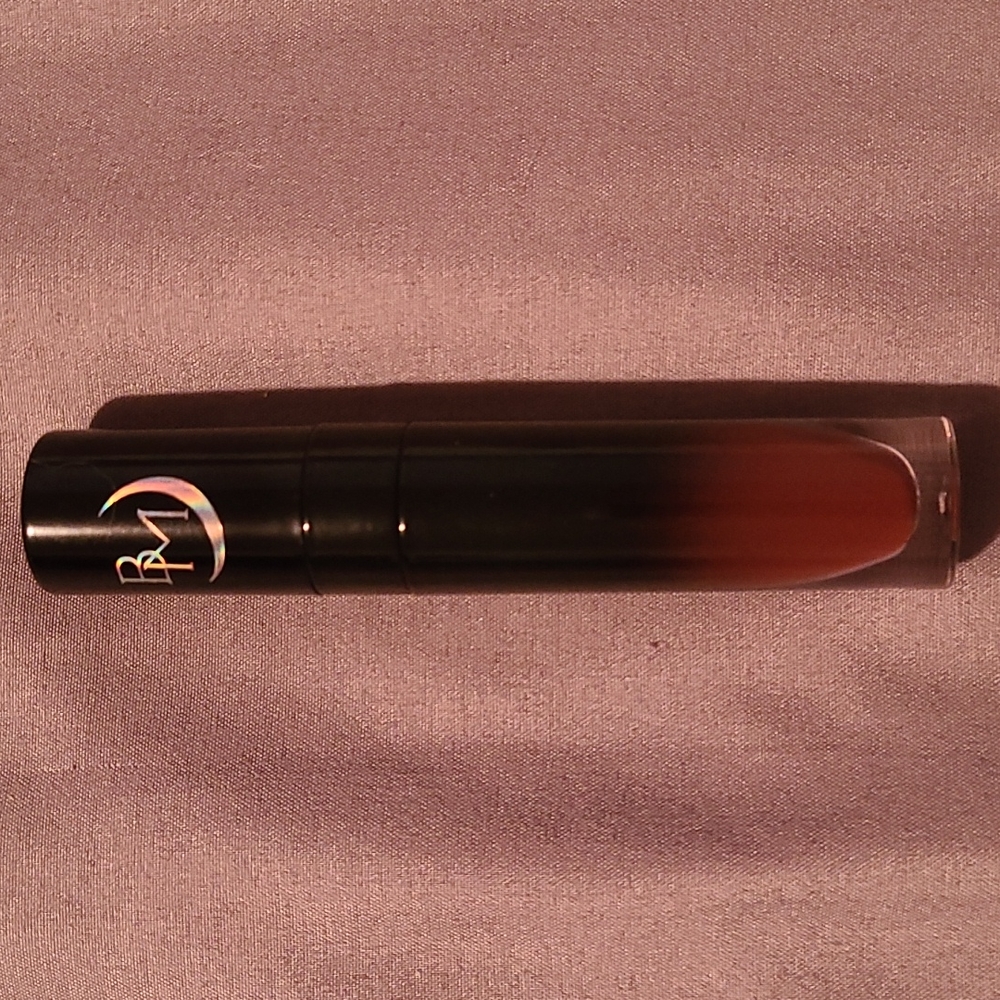 Deranged - Black moon cosmetics lipstick